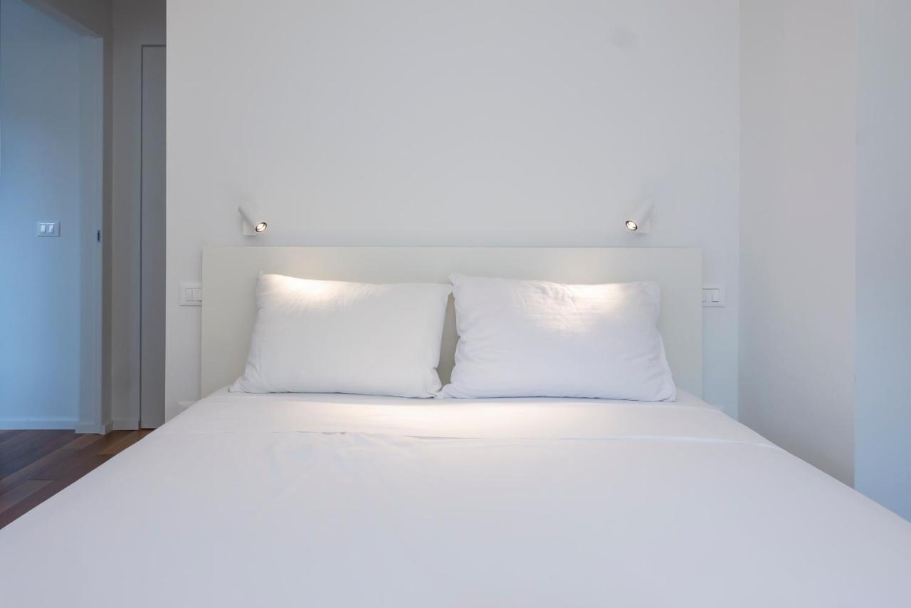 Luxury Apartment Near Arco Della Pace Guerrazzi 9 Milan Exterior photo