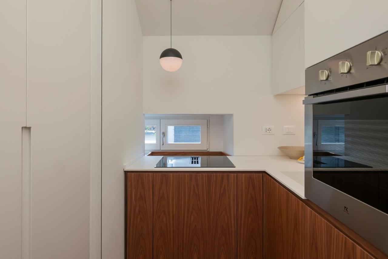 Luxury Apartment Near Arco Della Pace Guerrazzi 9 Milan Exterior photo