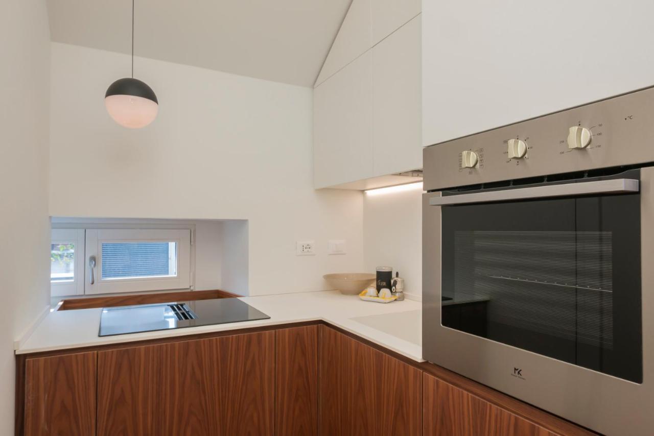 Luxury Apartment Near Arco Della Pace Guerrazzi 9 Milan Exterior photo